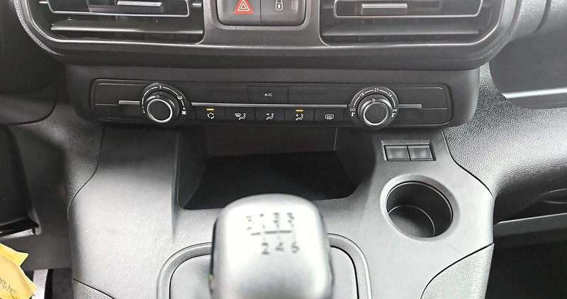 Toyota Proace City Verso cena 109900 przebieg: 18167, rok produkcji 2022 z Bierutów małe 352